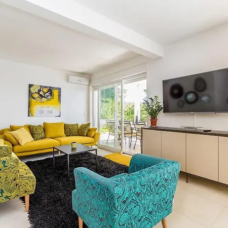Luxury With A Swimming Pool Poljane, - 17958 Opatija