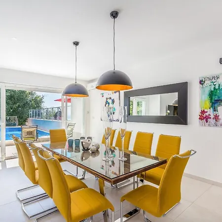 Villa Luxury With A Swimming Pool Poljane, - 17958 Opatija